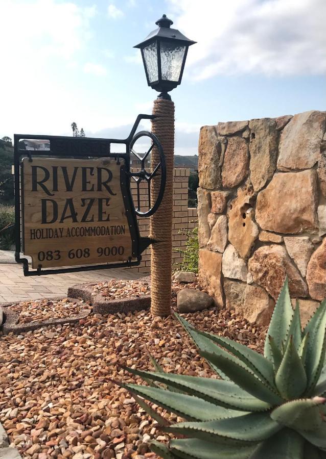 River Daze Stilbaai Buitenkant foto