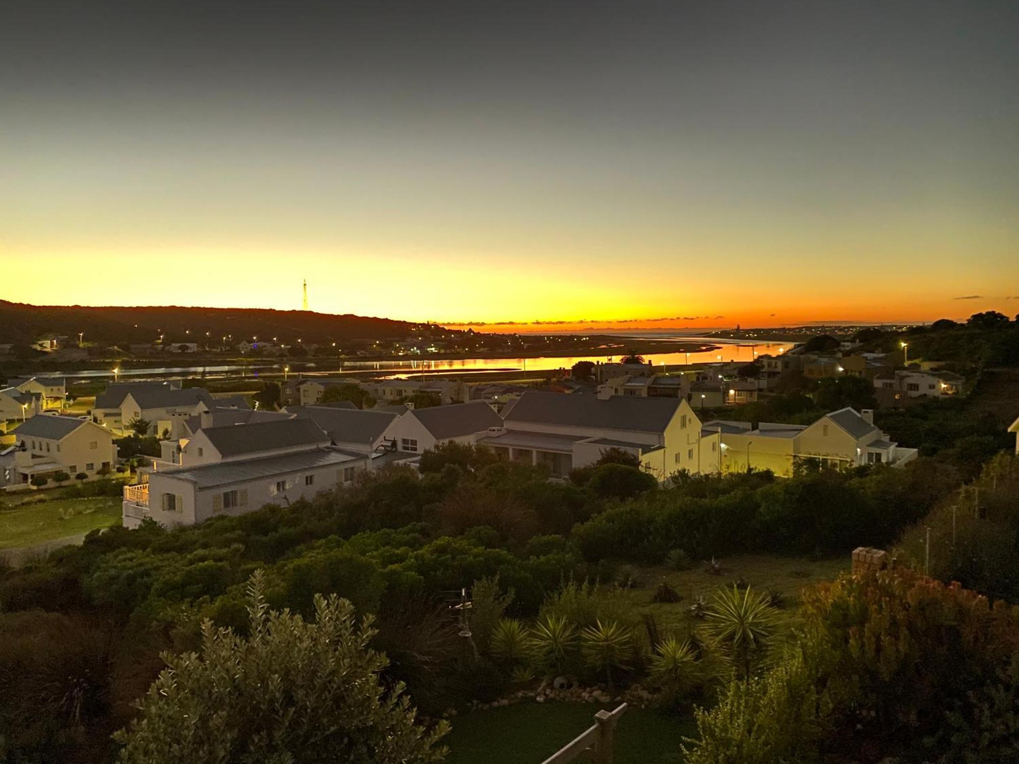River Daze Stilbaai Buitenkant foto
